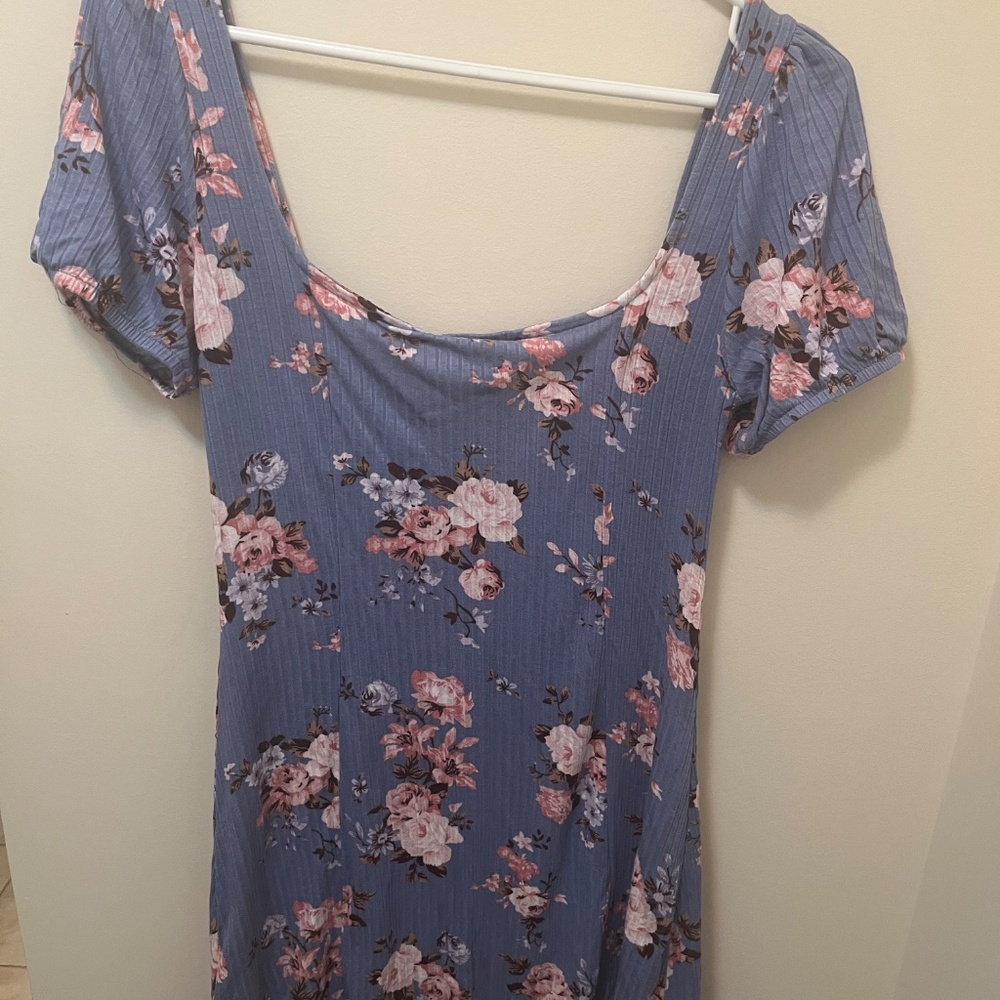 Summer Dress - Picture 2 of 2